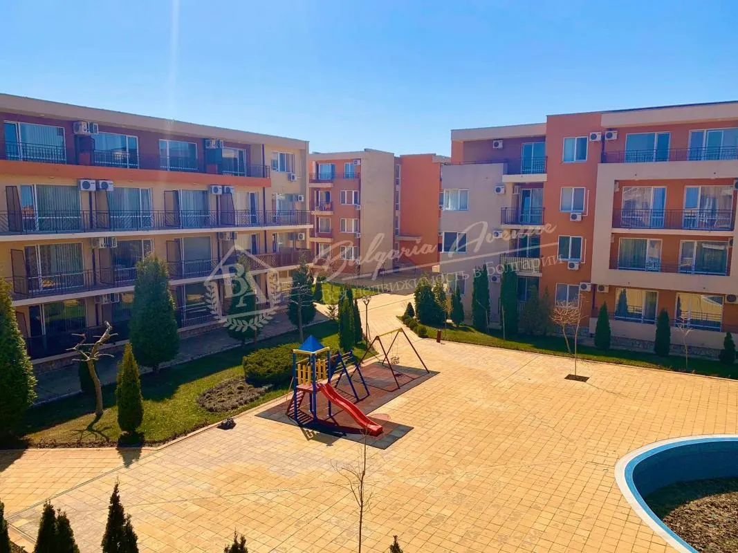 Двухкомнатная квартира в комплексе с инфраструктурой, к.Солнечный Берег