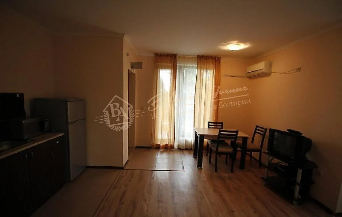 Апартамент с 1 спальней в уютном комплексе на Солнечном берегу