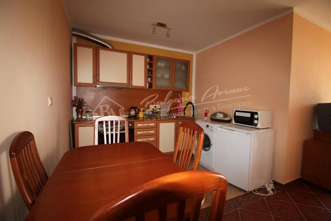 Просторный апартамент с 1 спальней в закрытом комплексе, к.Солнечный Берег