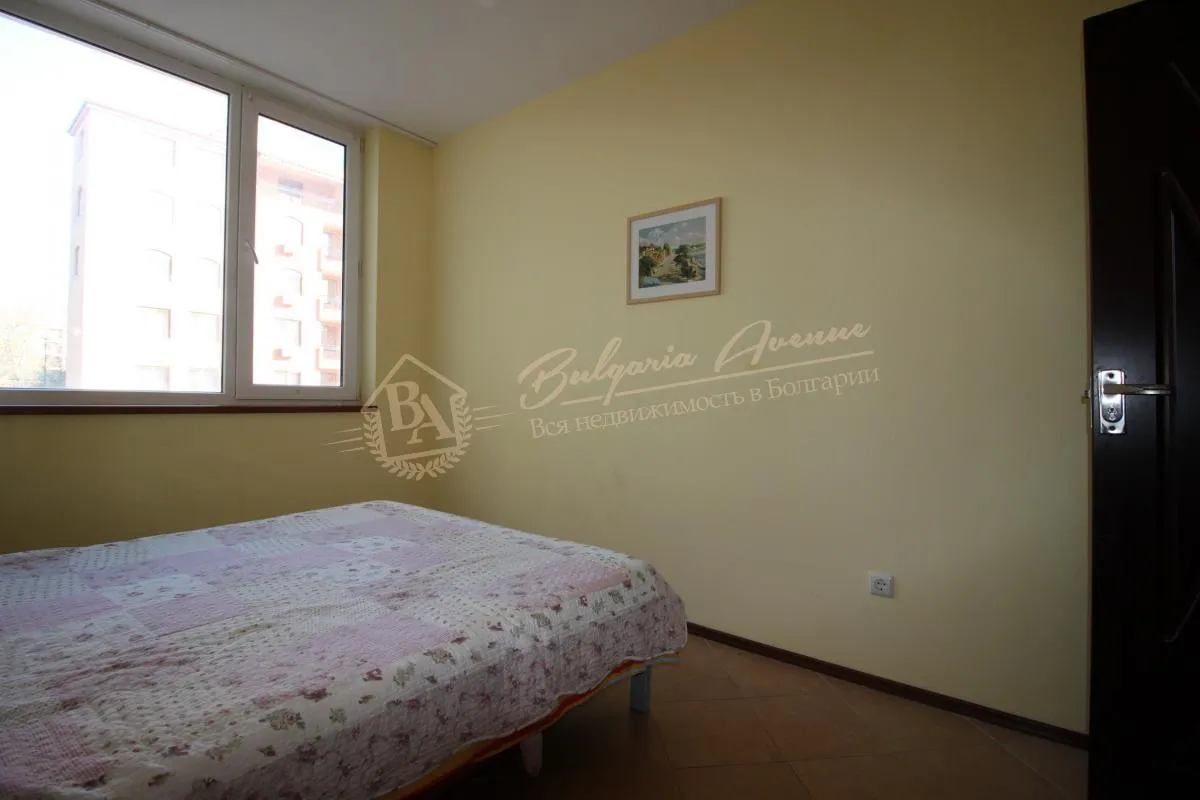 Меблированная двухкомнатная квартира в жилом комплексе, к.Солнечный берег