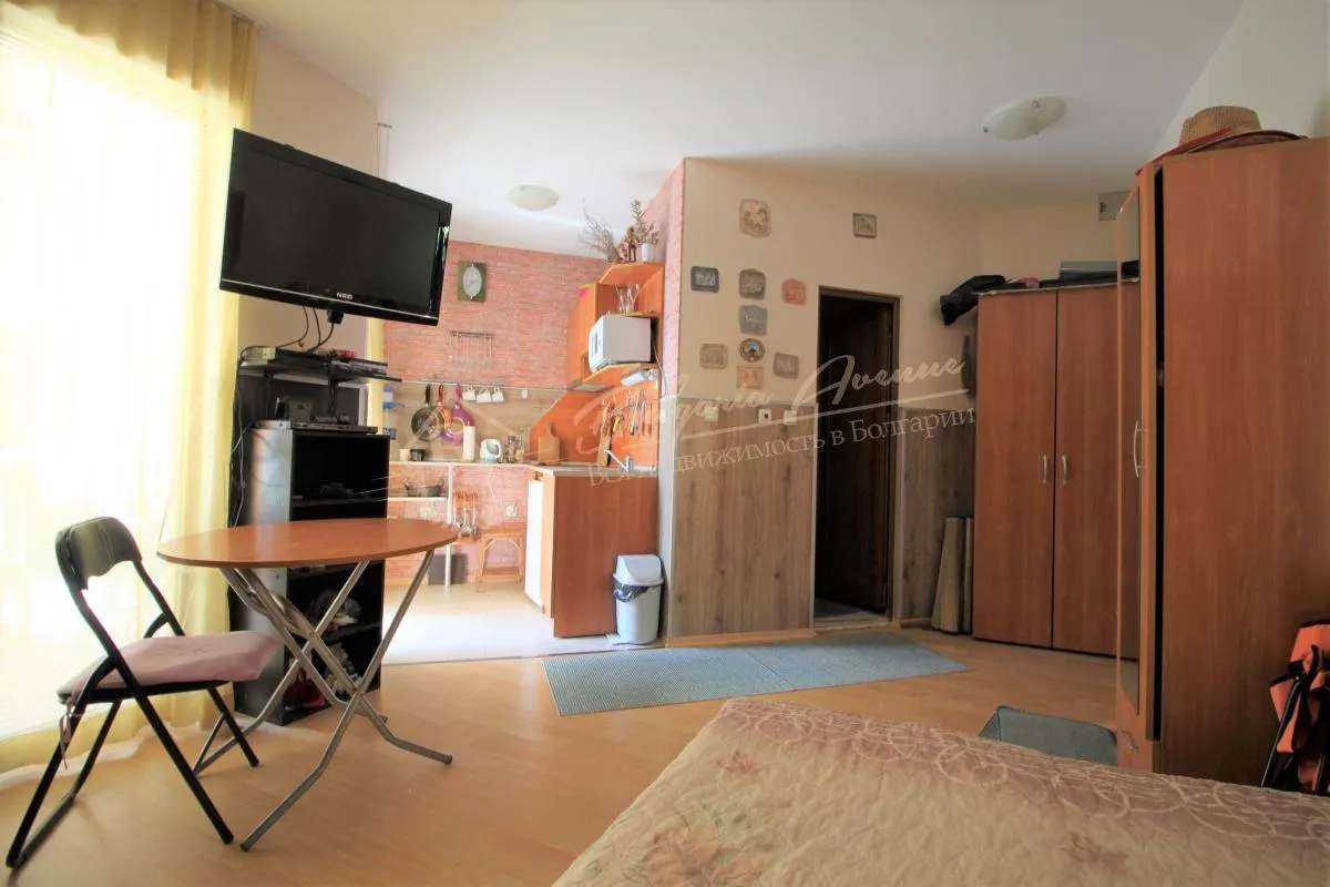 Уютная студия в комплексе Амадеус 11/ Amadeus 11, к.Солнечный берег