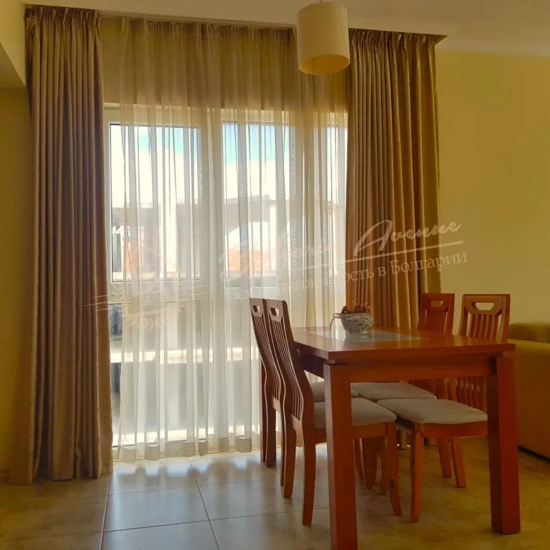 Апартамент на первой линии в центре г.Несебр с видом на море