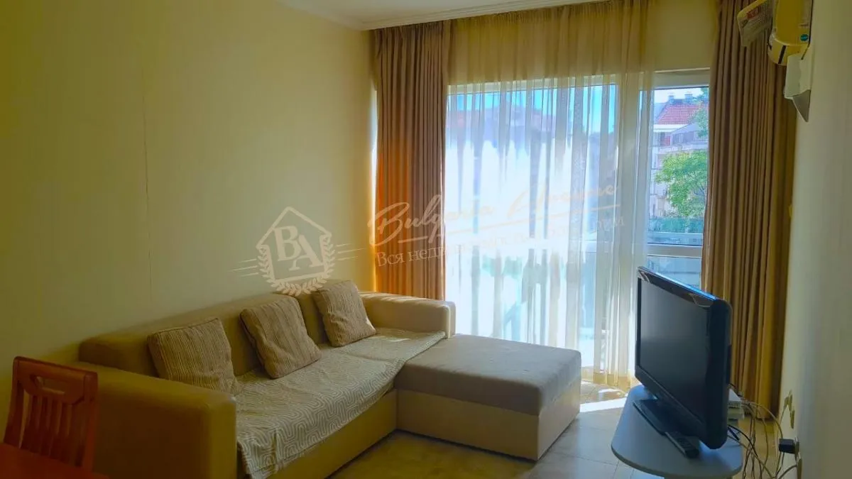 Апартамент на первой линии в центре г.Несебр с видом на море