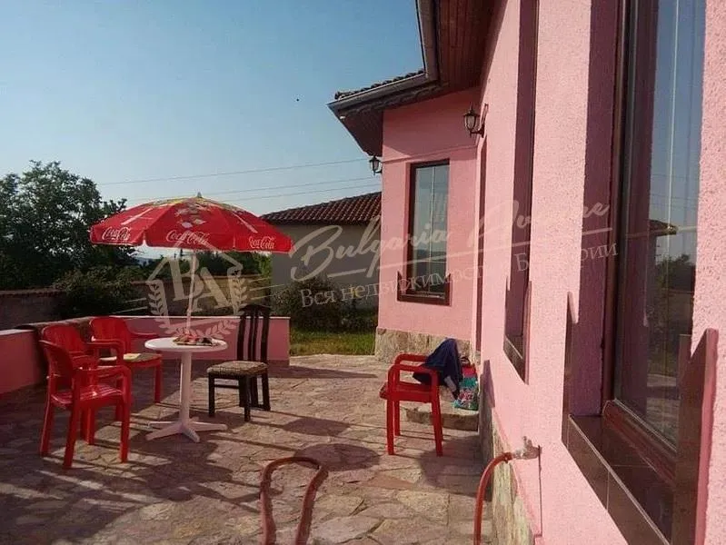 Дом в селе Близнаци, 20 км. от города Варна и 3 км. от курорта Камчия