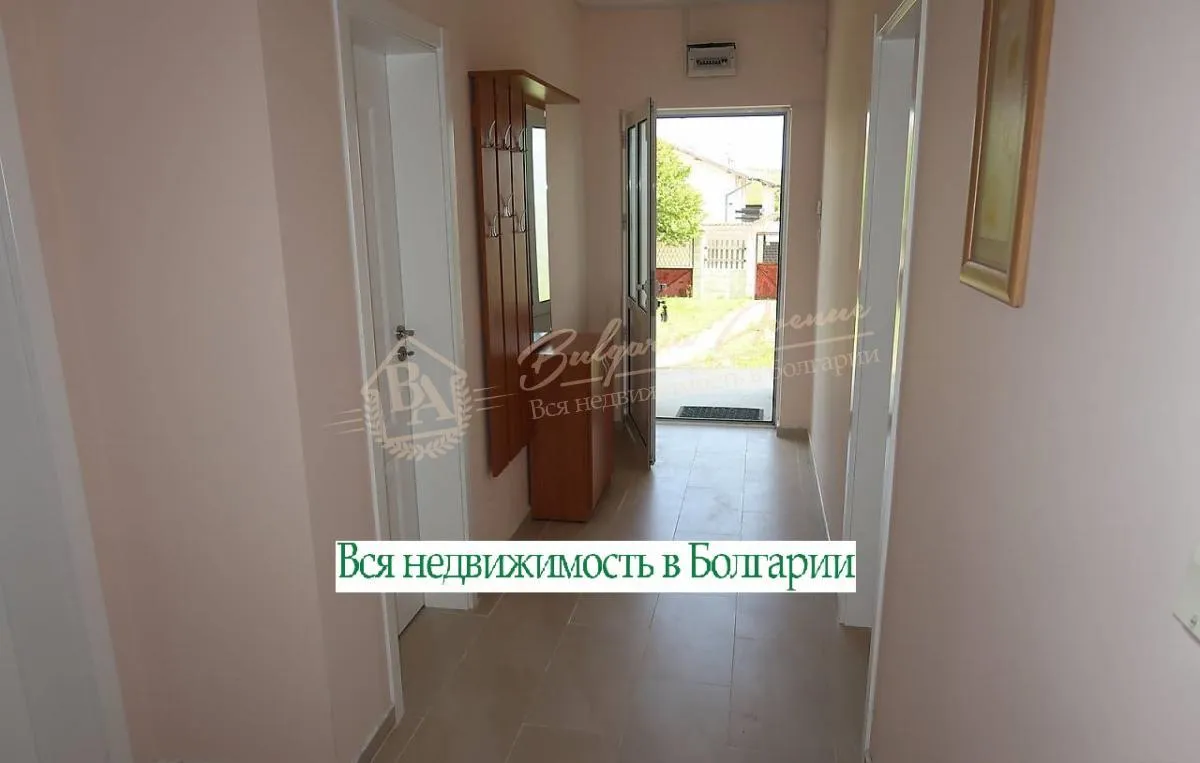 Новый дом с тремя спальнями у моря в с.Близнаци, обл.Варна