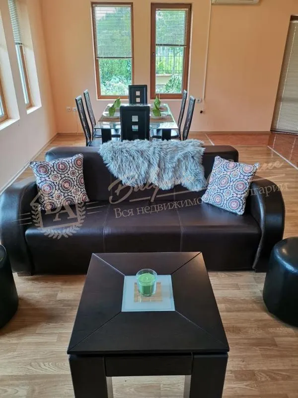 Новый, меблированный дом недалеко от города Балчик и Ботанического сада