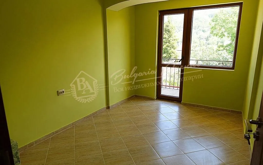 Двухэтажный дом в тихом районе Балчика. Расстояние до моря 2 км