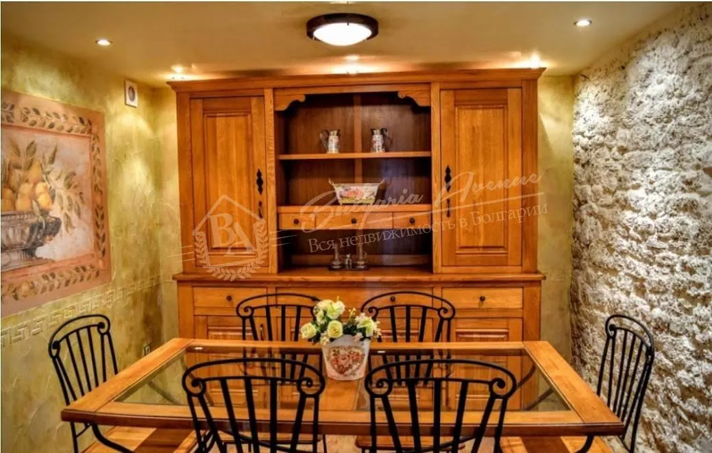 Роскошный дом в центре Балчика с прекрасным видом на море, порт и город