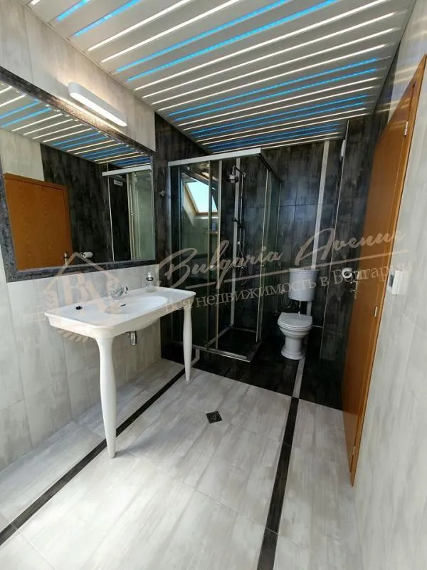 Просторная квартира на два этажа с видом на море в г.Варна