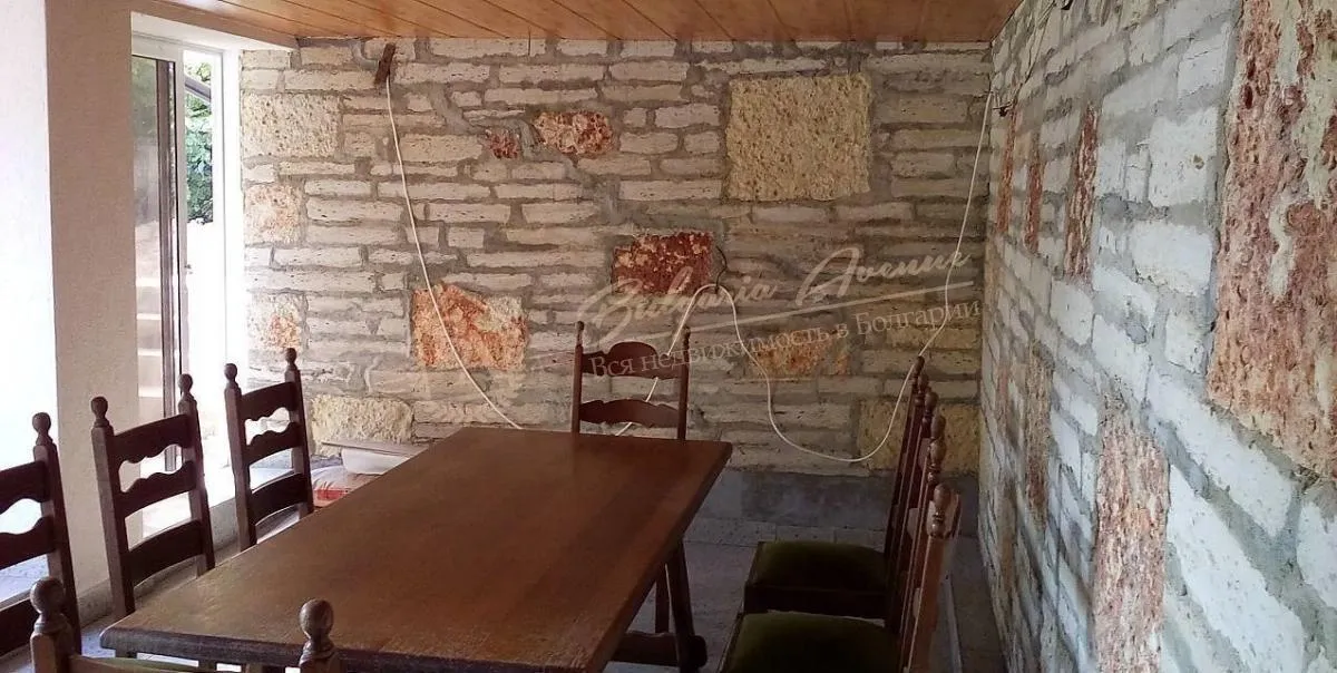 Дом в Балчике, в километре от Дворца и Ботанического сада