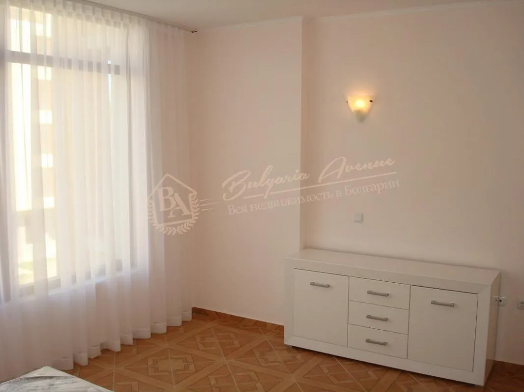 Уютный двухкомнатный апартамент до лазурного морского берега