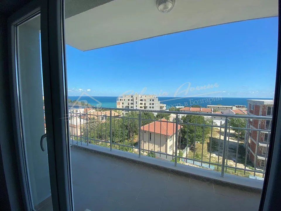 Двухкомнатные и трехкомнатные квартиры от застройщика в жилом доме с АКТ 16 в г.Варна