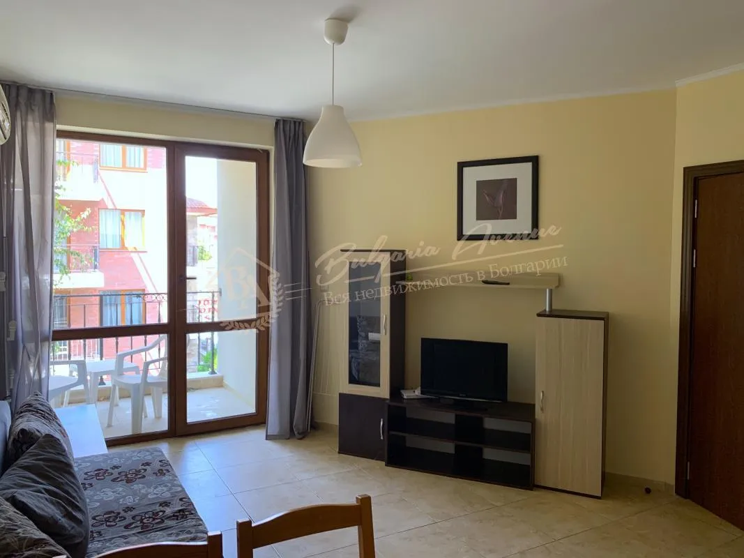 Апартамент с 1 спальней в минуте от пляжа в Равде