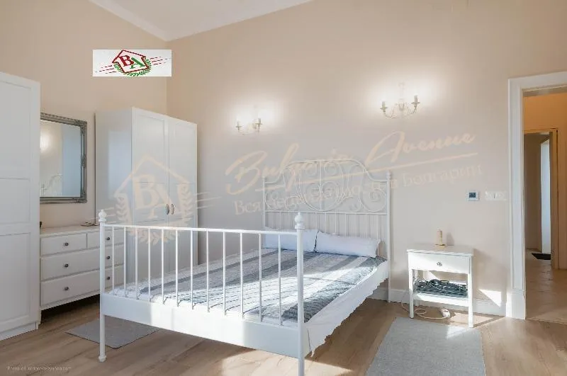 Стильный одноэтажный дом, расположенный всего в 12 км от центра Варны