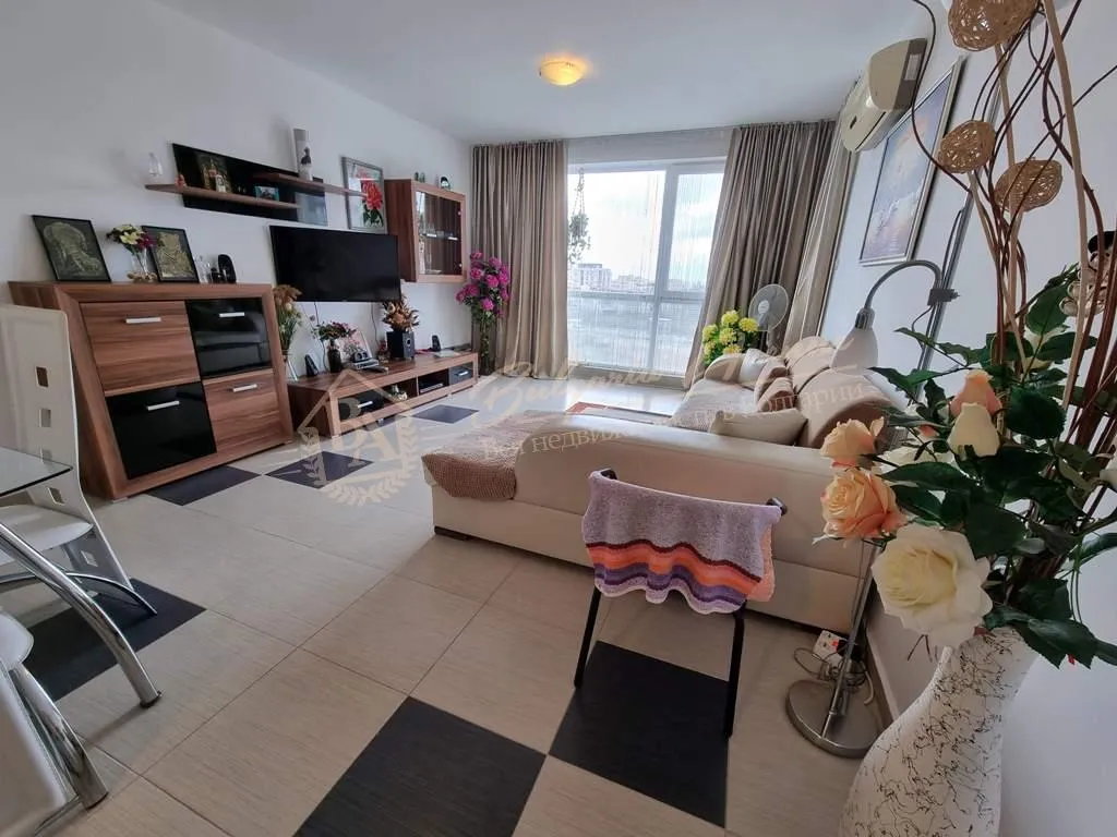 Апартамент с 2 спальнями в Святом Власе, 200 м от моря. Цена снижена!