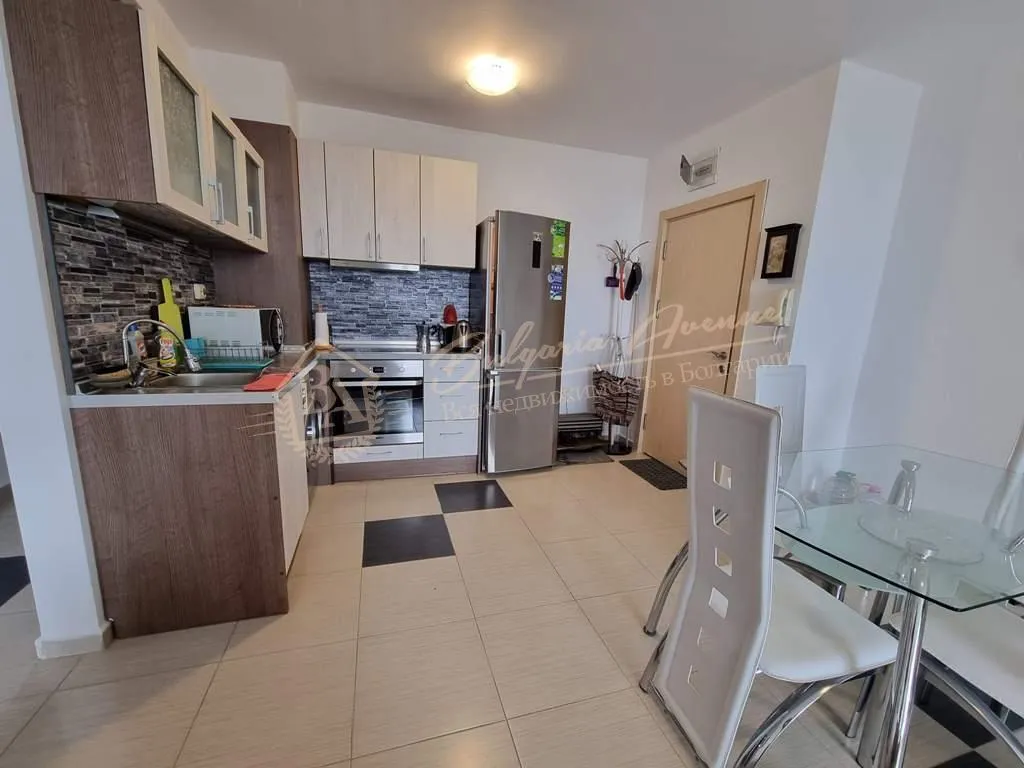 Апартамент с 2 спальнями в Святом Власе, 200 м от моря. Цена снижена!