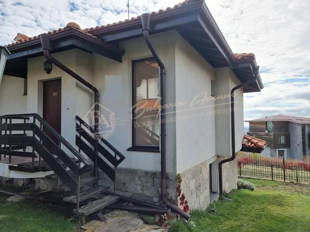 Таунхаус с 3 спальнями в Bay View Villas, Кошарица. Вид на море