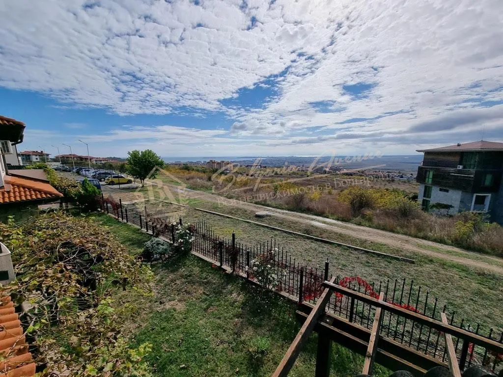 Таунхаус с 3 спальнями в Bay View Villas, Кошарица. Вид на море