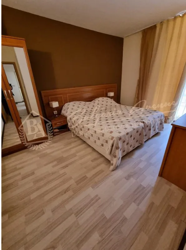 Апартамент c 2 спальнями, комплекс в 200 м от моря, курорт Святой Влас. Низкая такса поддержки