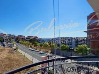 Большая двухкомнатная квартира в Святом Власе, комплекс "Адмирал"