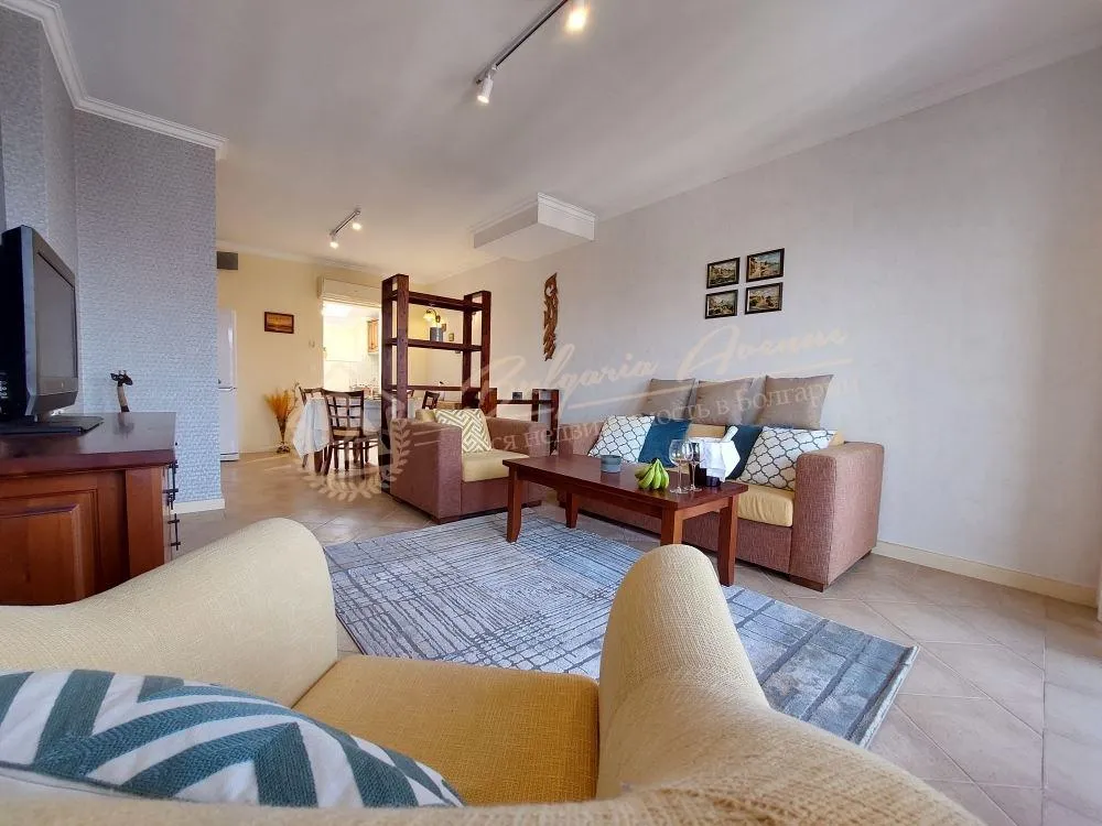 Двухкомнатный апартамент в "Санта Марина", Созополь - панорамный вид на море