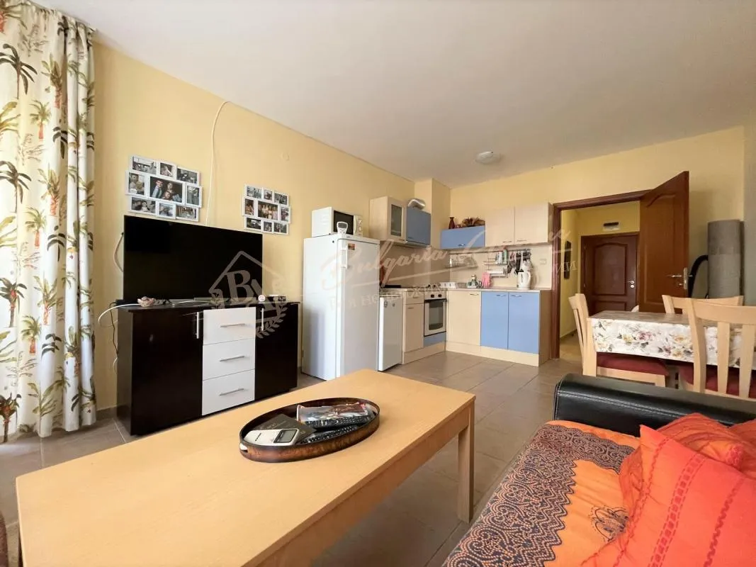 Квартира с 1 спальней в комплексе "Саммер Дримс", Солнечный берег