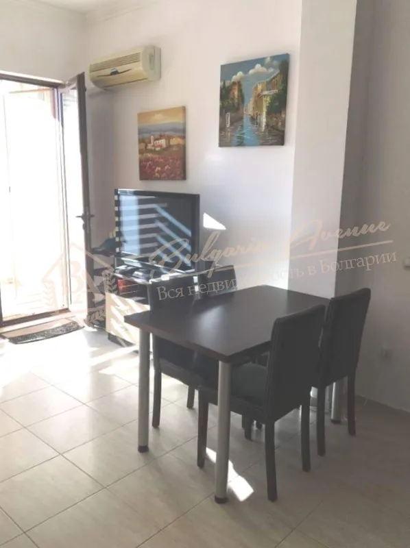 Апартамент с 1 спальней и собственным двориком в комплексе Arena 2