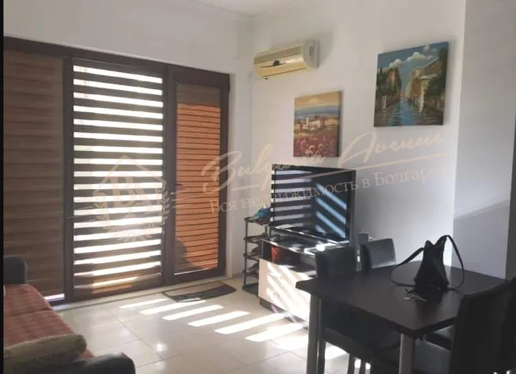 Апартамент с 1 спальней и собственным двориком в комплексе Arena 2