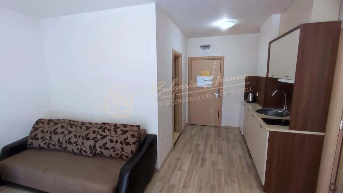 Новый апартамент с 1 спальней в комплексе "Тарсис", Солнечный берег