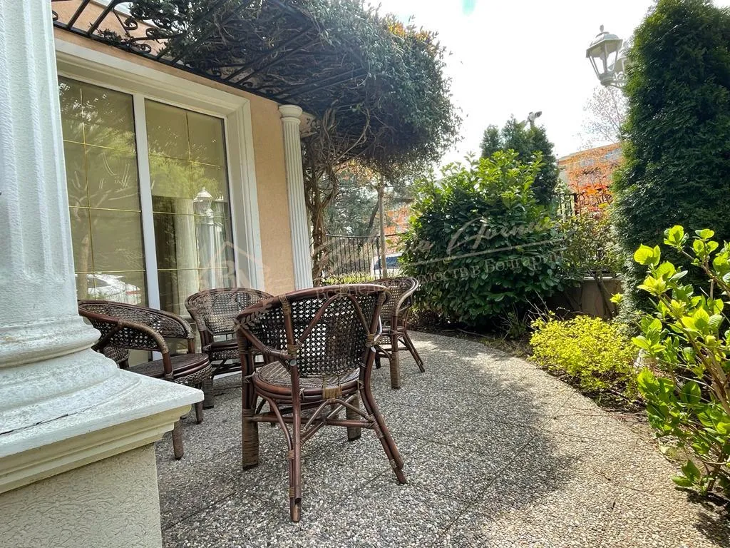 Новый апартамент в элитном комплексе "Венера Палас", Солнечный берег