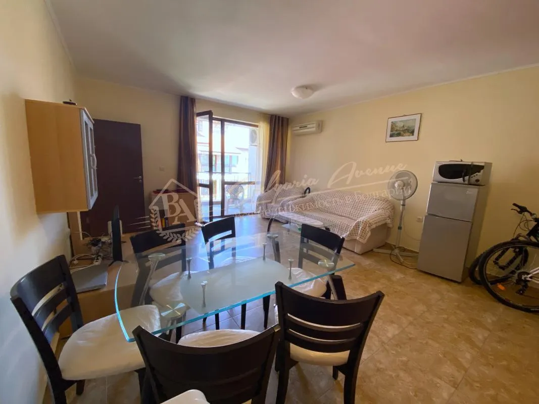 Новый апартамент с 2 спальнями в комплексе "Аполлон-3", Равда