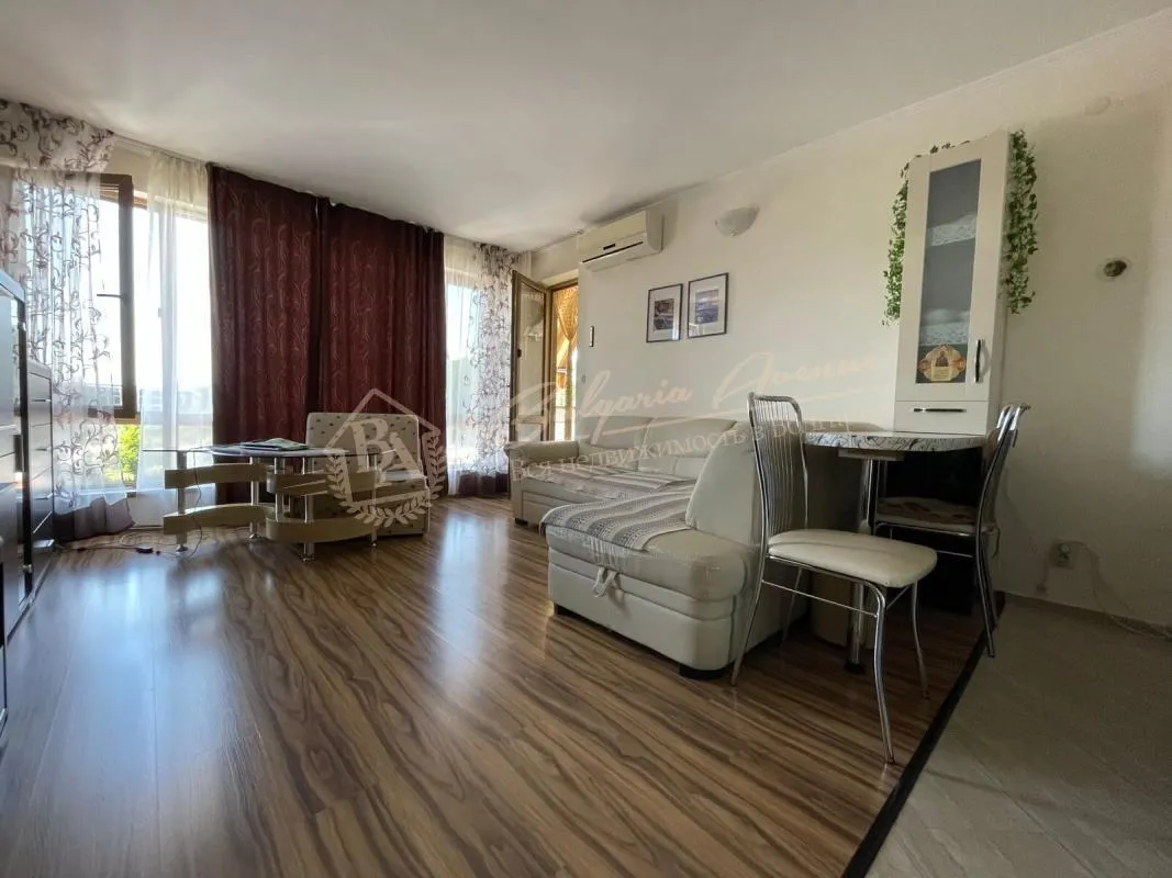 Большая студия в комплексе "Тарантула" в кк Солнечный берег