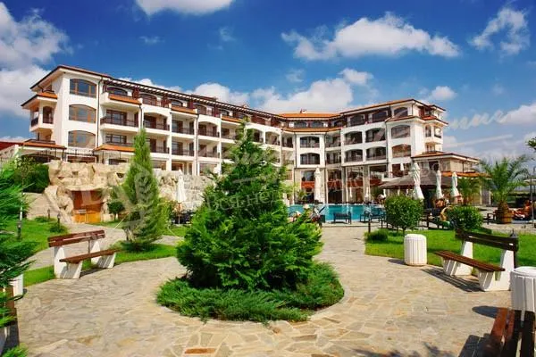 Трехкомнатная квартира в "Виньярдс Резорт", Ахелой