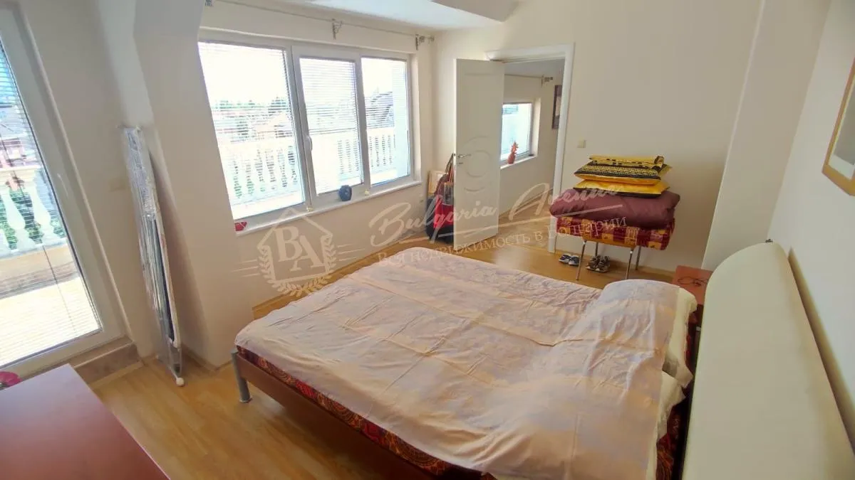 Пентхаус с видом на море в городе Несебр