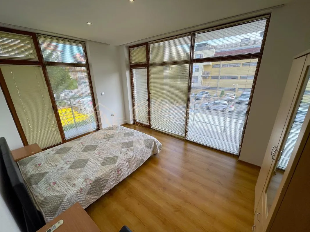 Апартамент с 2 спальнями в Святом Власе, 300 метров от моря. Цена снижена