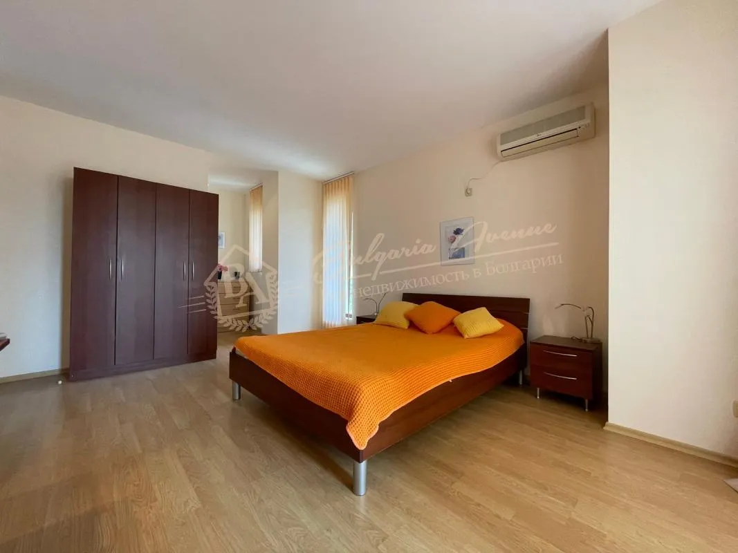 Таунхаус с 3 спальнями в Almond Hill, Кошарица