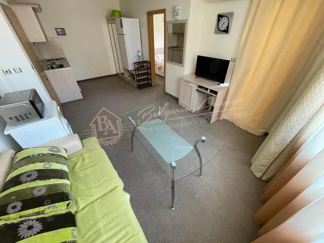 Свежий новый апартамент с 1 спальней в комплексе "Авалон", Солнечный берег