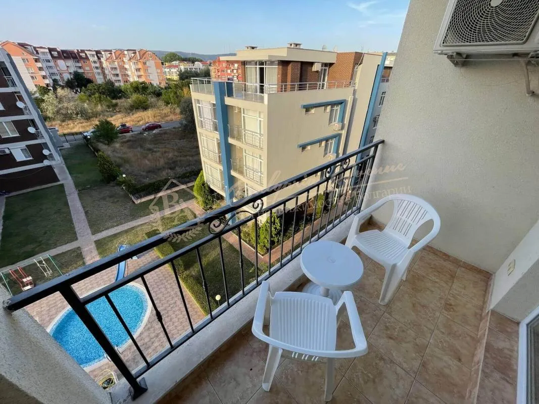 Апартамент с 2 спальнями в комплексе "Каса дель Соль", Солнечный берег. Документы готовы к сделке!