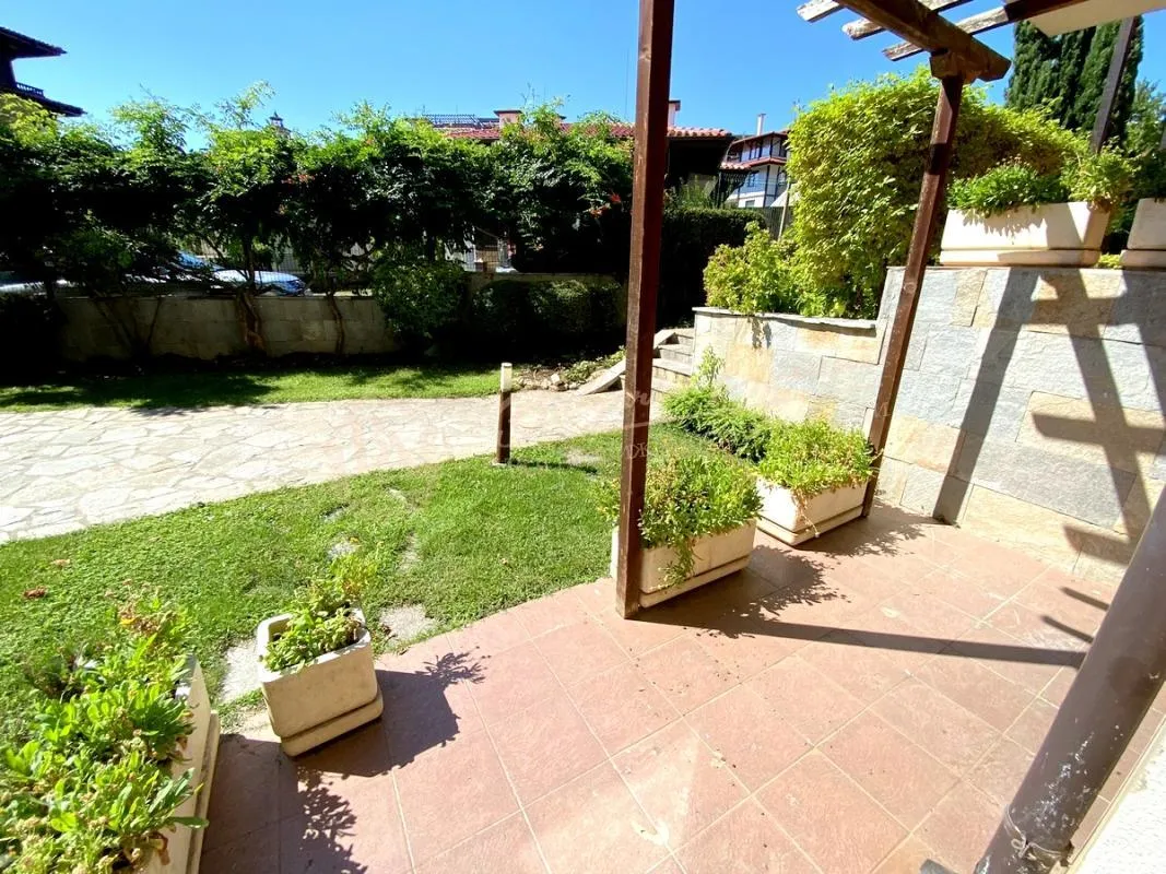 Уютная квартира-студия в комплексе «Райский Сад» в Святом Власе 100 метров от моря