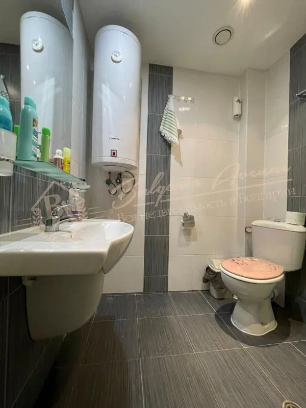 Просторный свежий апартамент с 1 спальней в комплексе "Авалон", Солнечный берег