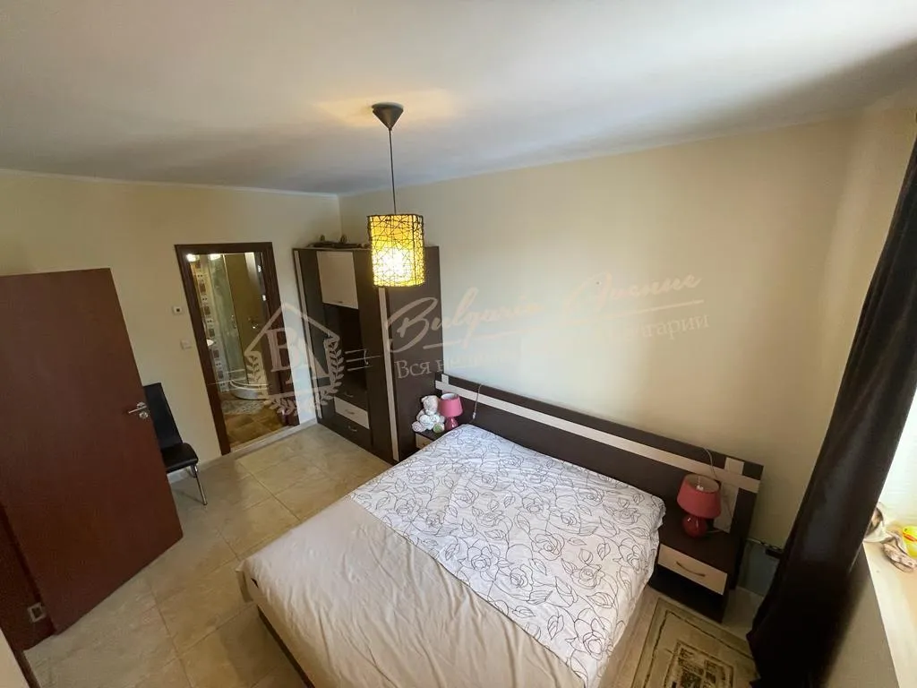 Трехкомнатный апартамент в комплексе "Аполлон", Равда