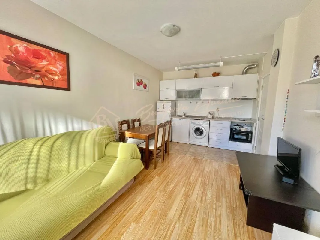 Продажа - двухкомнатная квартира в комплексе "Мелия 6", город Несебр