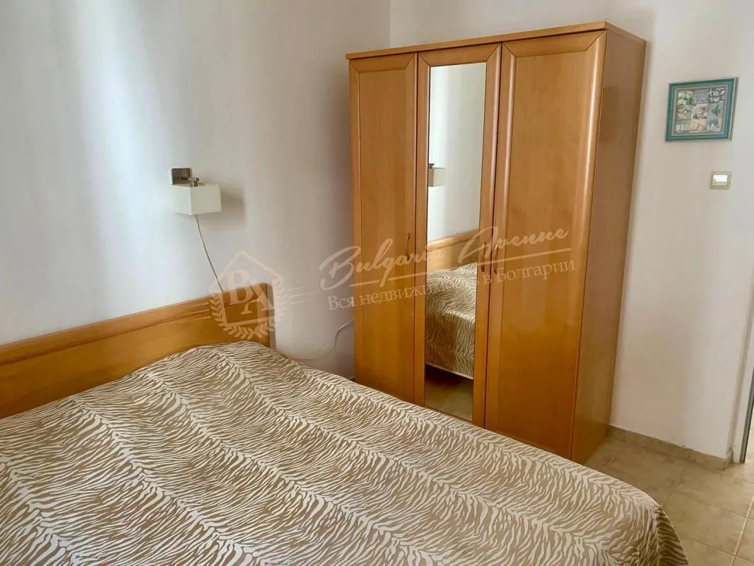 Меблированная двухкомнатная квартира в комплексе Old House, Святой Влас. Документы готовы к сделке!