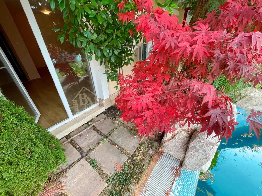 Апартамент с 1 спальней в комплексе Messembria Resort, Солнечный берег - Вид на бассейн