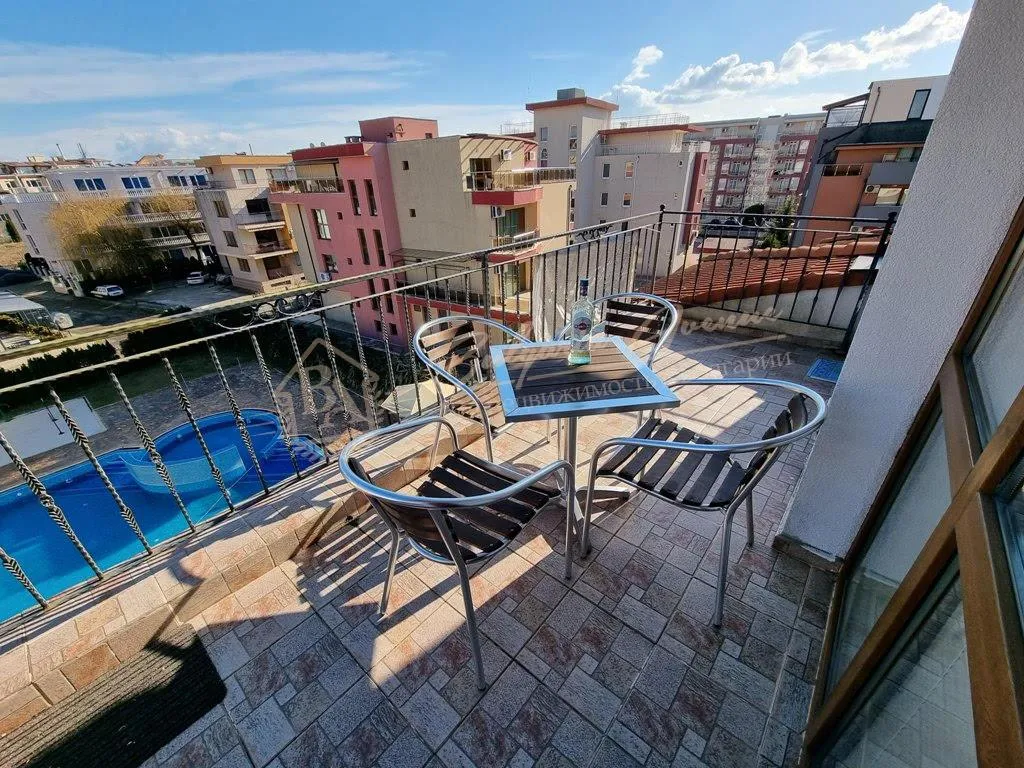 Трёхкомнатная квартира в комплексе Аполлон 2, Несебр - недвижимость рядом с морем