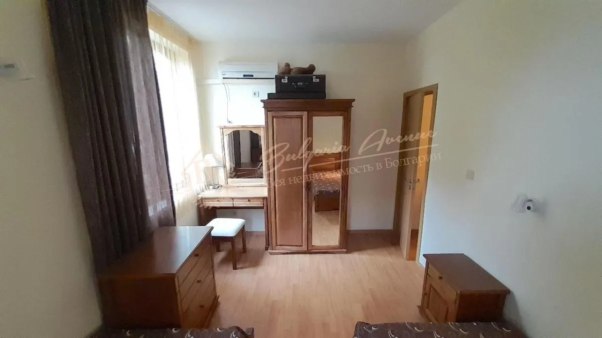 Просторная трёхкомнатная квартира с собственным выходом в комплексе "Райский Сад", Святой Влас