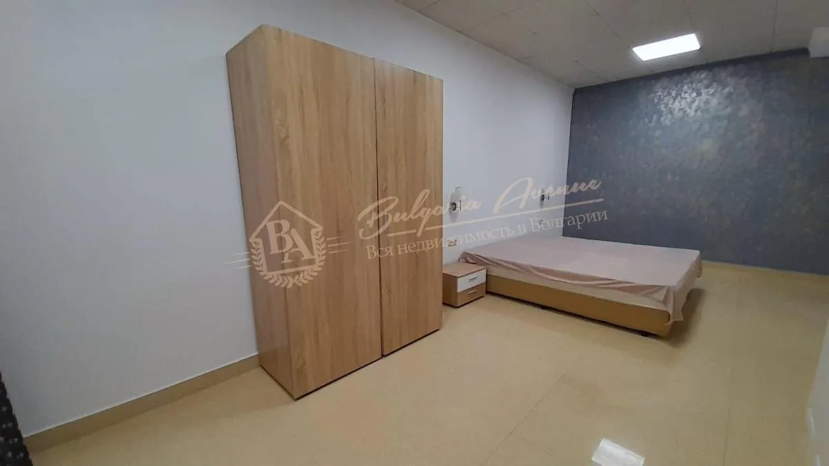 Большая недорогая студия в комплексе "Тарсис", приземный этаж