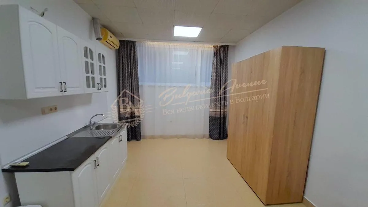 Большая недорогая студия в комплексе "Тарсис", приземный этаж