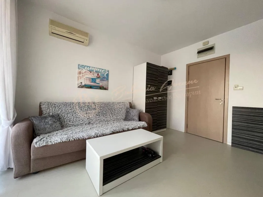 Большая студия в комплексе "Рэйнбоу 3", Солнечный берег