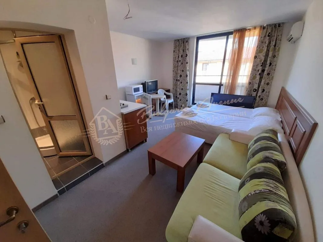 Большая студия в комплексе "Авалон" на Солнечном берегу